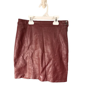 Bardot Burgundy Faux Leather Mini Skirt Silver Buttons Size US 2 XXS Pre-Owned